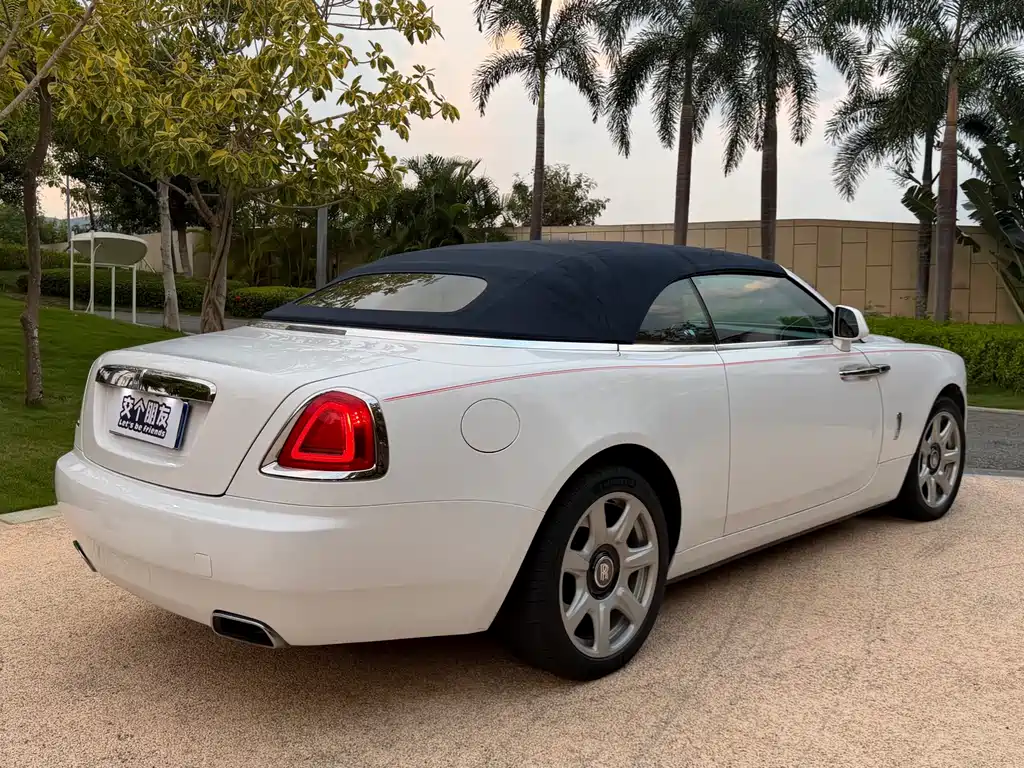 Rolls-Royce Dawn — миниатюра 48