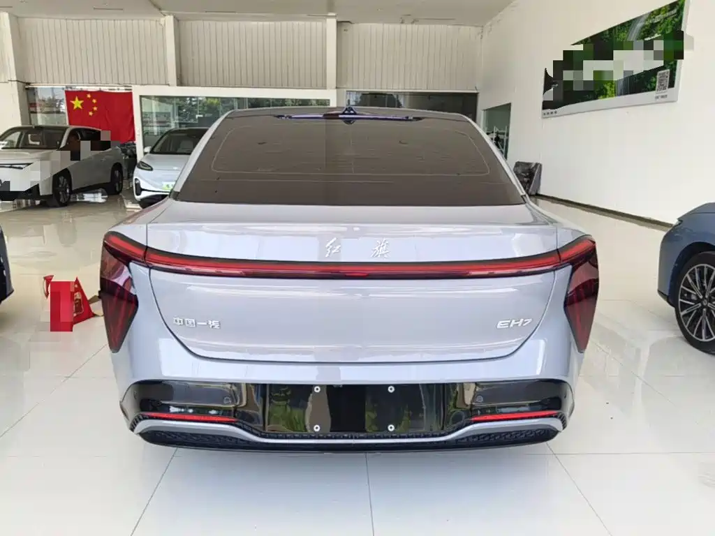 Hongqi Hongqi EH7 — миниатюра 6