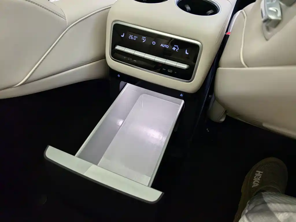 Li Auto Li L9 — миниатюра 15
