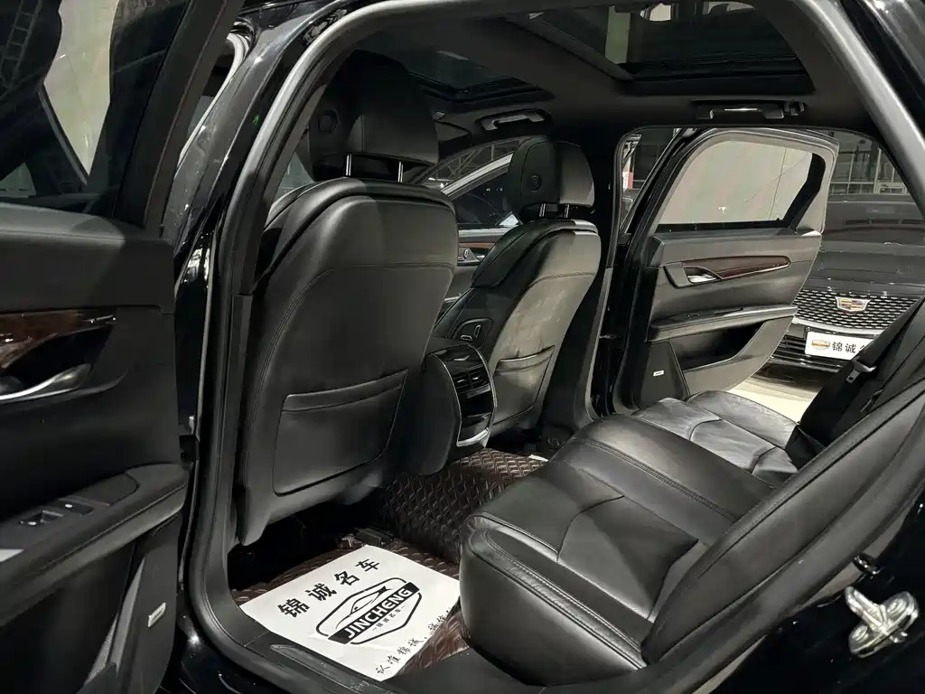 Cadillac CT6 2022 28T