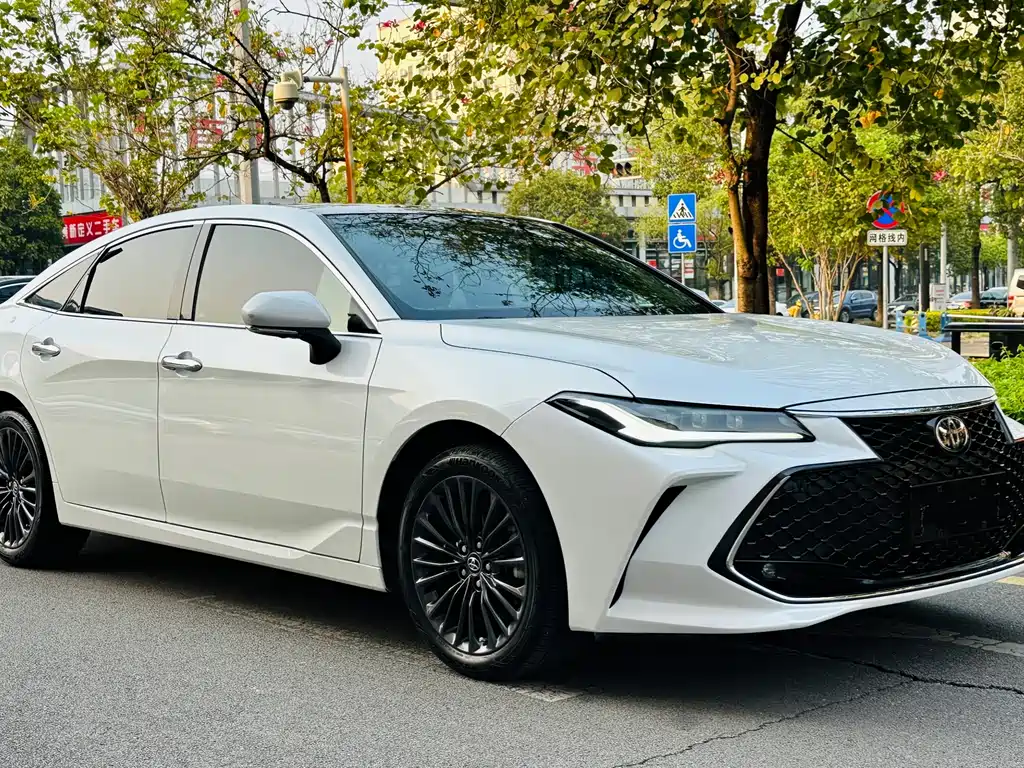 Toyota Avalon 2023 2.5L Touring Luxury