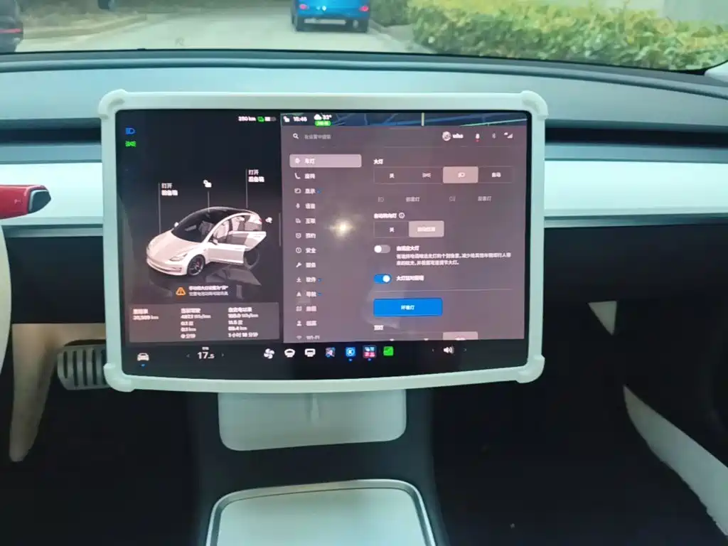 Tesla Model 3 — миниатюра 13