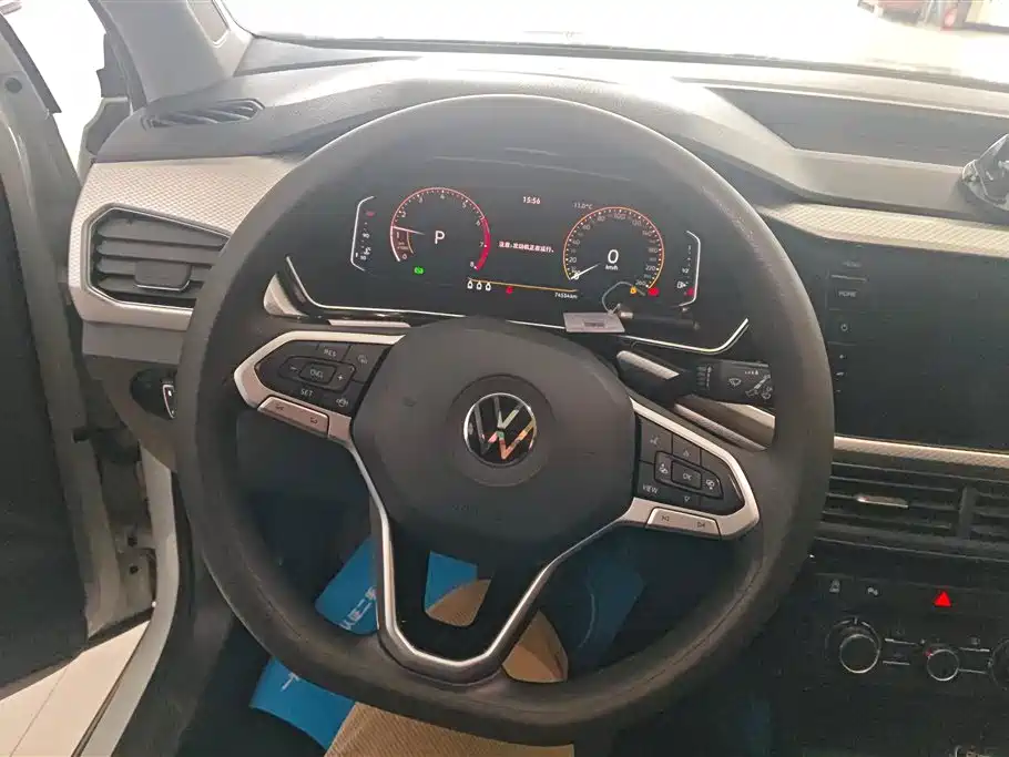 VOLKSWAGEN EXPLORING THE SHADOW