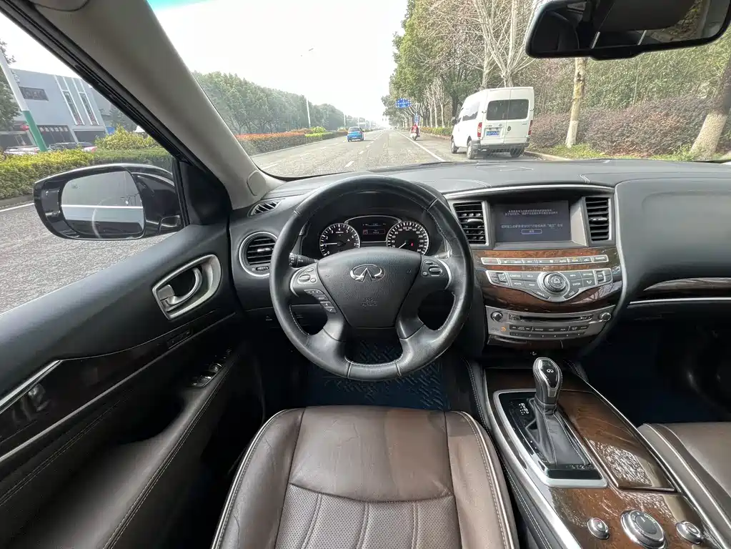 INFINITI QX60