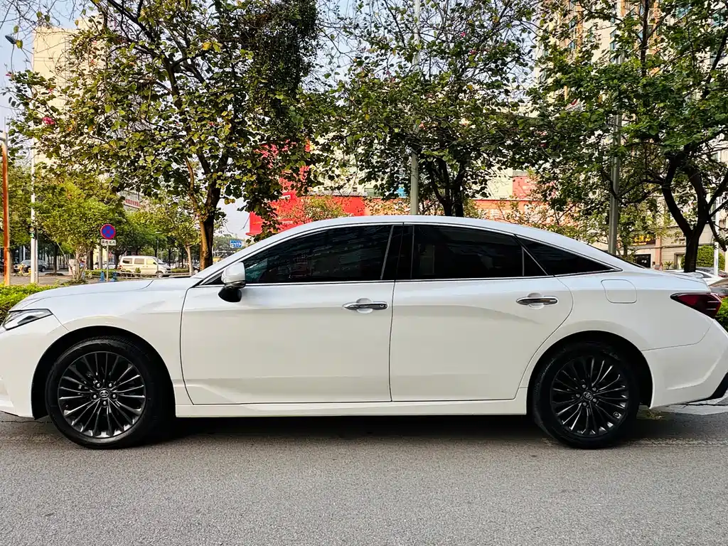 Toyota Avalon 2023 2.5L Touring Luxury
