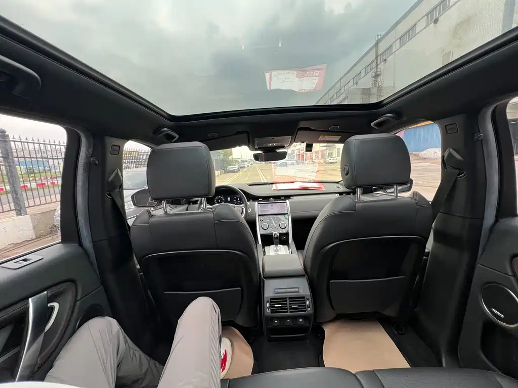 Land Rover Discovery Sport 2022 — фото 16
