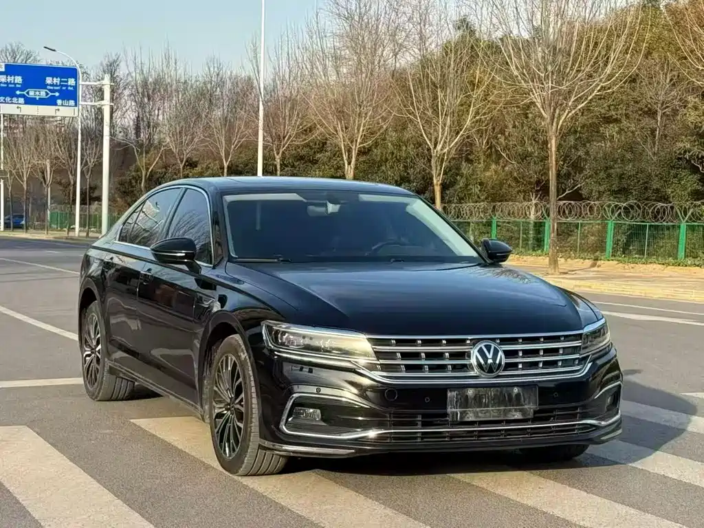 VOLKSWAGEN HUIANG