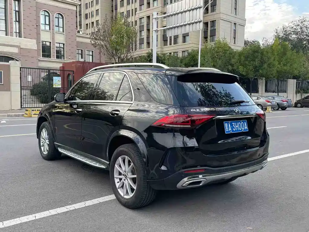 Mercedes-Benz GLE (Import) — миниатюра 8