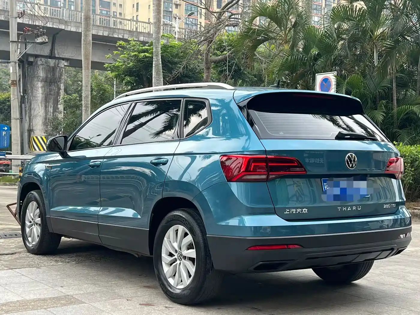 Volkswagen Tharu