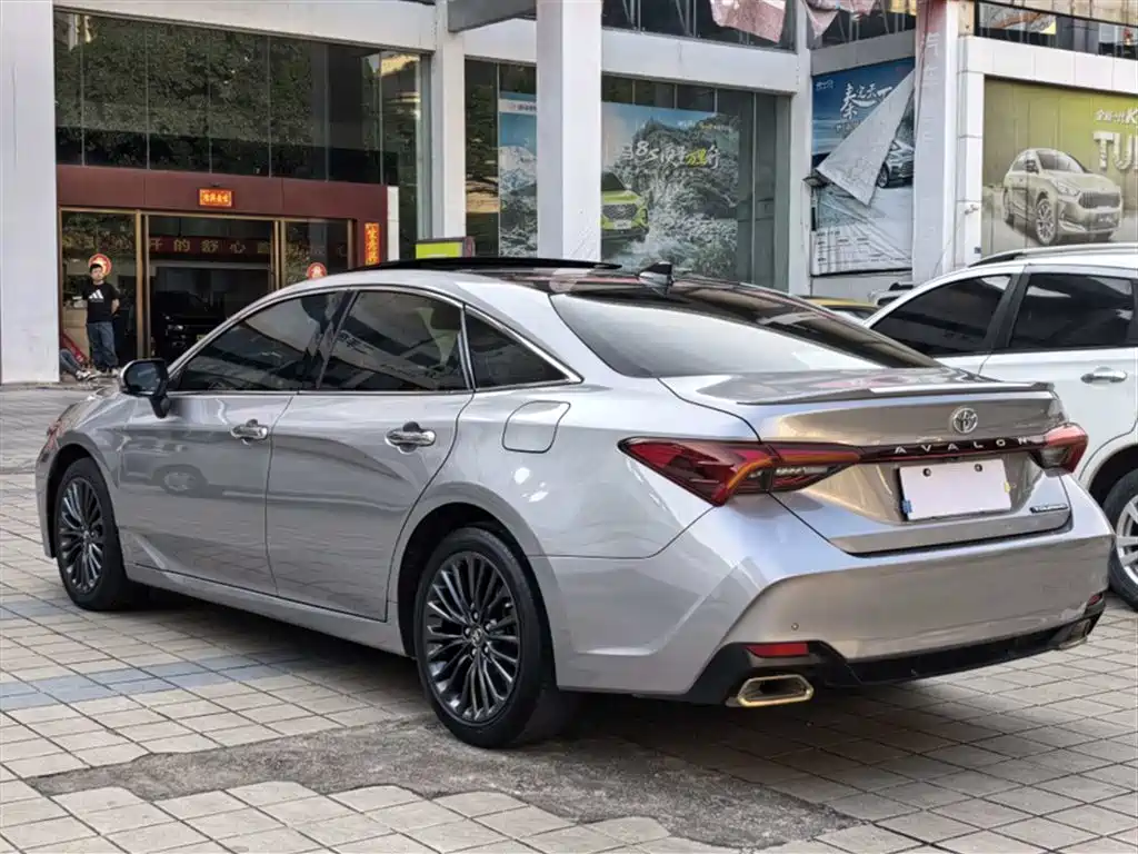 Toyota Avalon 2019 2.5L Touring Luxury VI