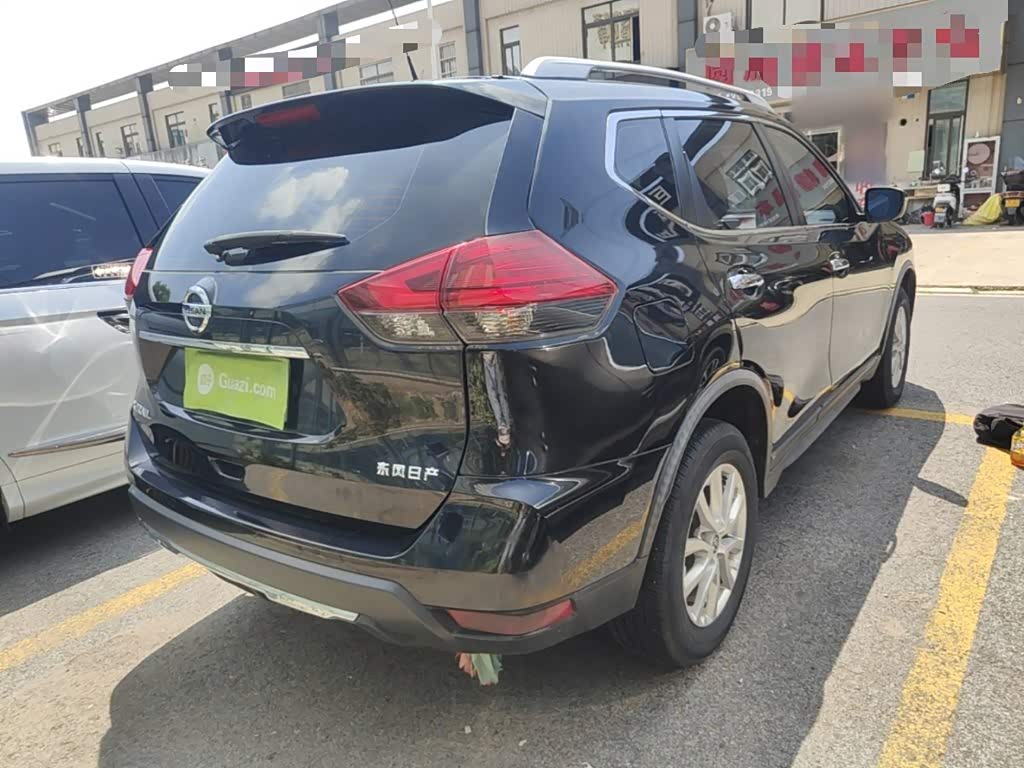 Nissan X-Trail 2.0 л 2021 г. Чёрный, пробег 33900 км