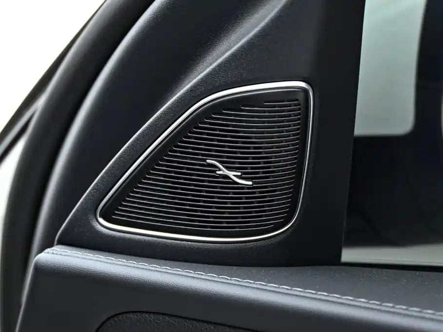 Mercedes-Benz C-Class — миниатюра 29