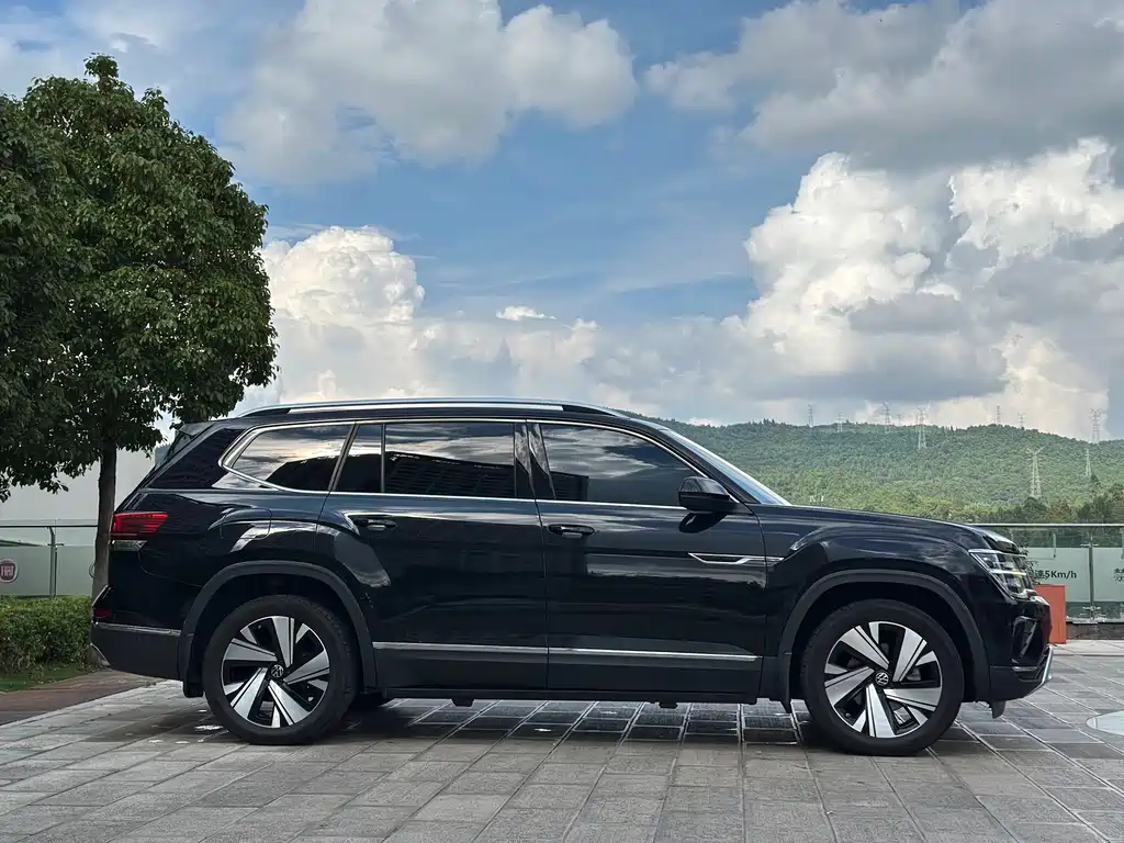 Volkswagen Teramont — миниатюра 7