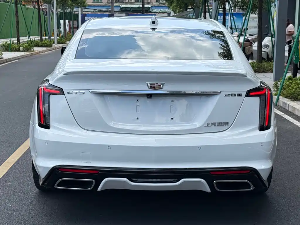 Cadillac CT5 — миниатюра 6