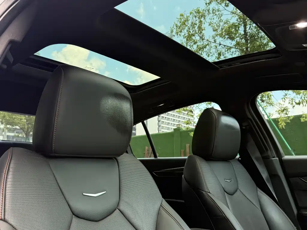 Cadillac CT5 — миниатюра 16