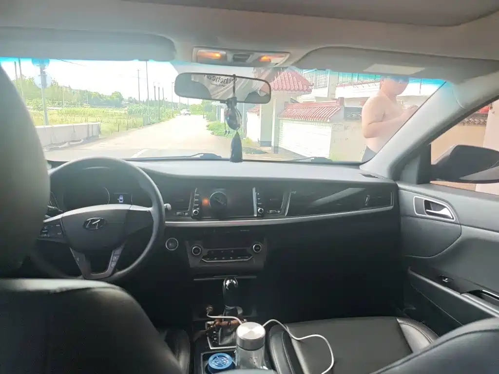 Hyundai Mistra — миниатюра 9