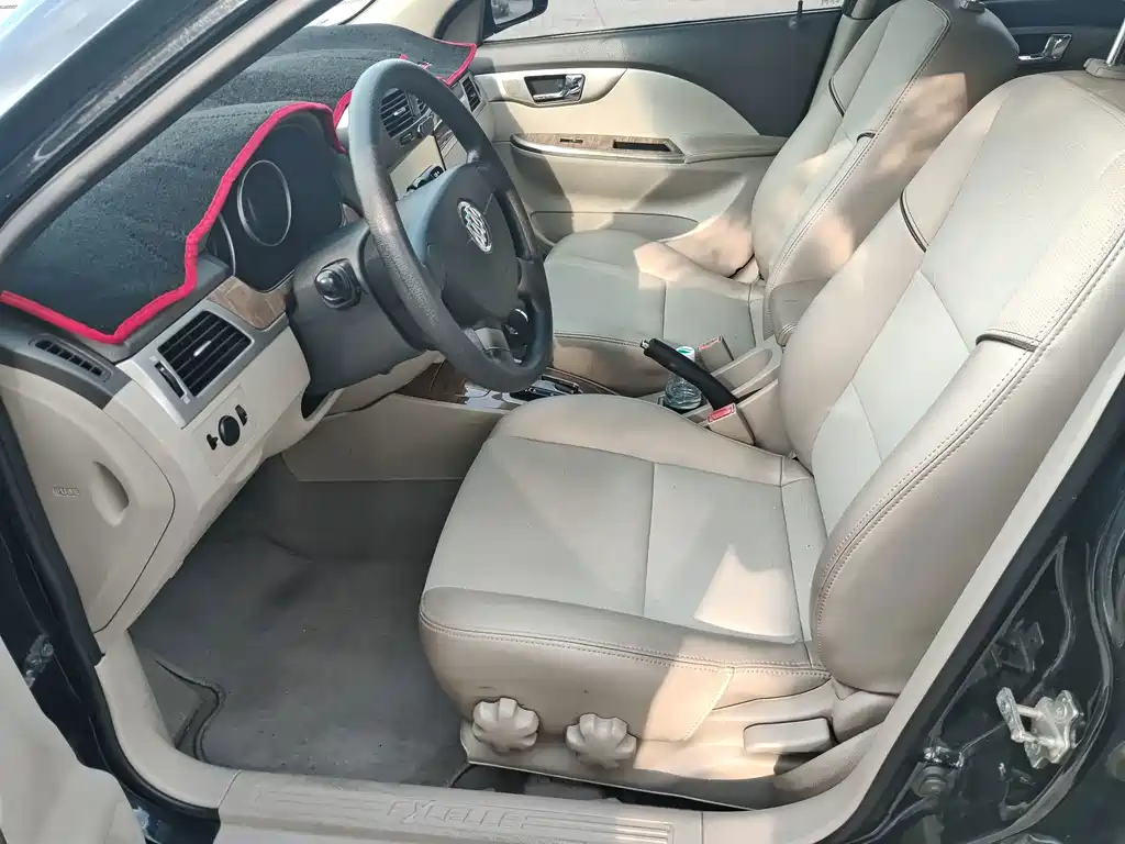 Buick Excelle 1.5L Auto Classic Type, фото 7