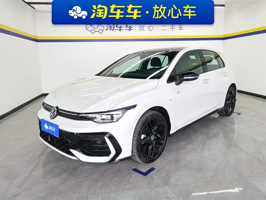 Volkswagen Golf 2024