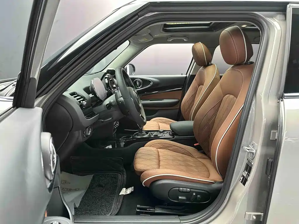 MINI Mini Clubman — миниатюра 8