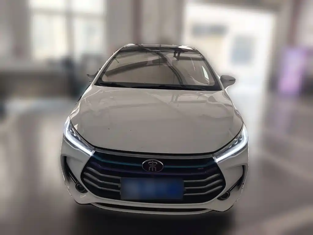 BYD MAX — миниатюра 5