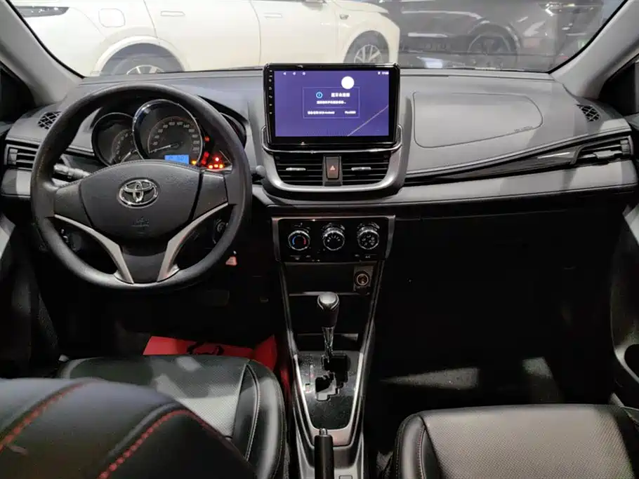 TOYOTA YARIS L ZHIXUAN