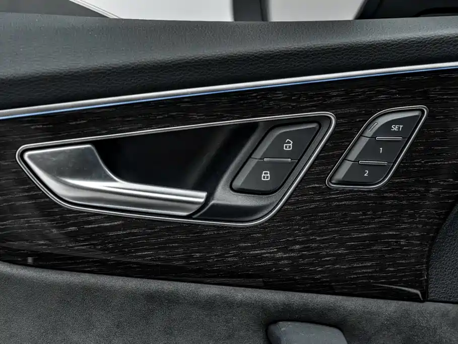 Audi Q8 — миниатюра 19