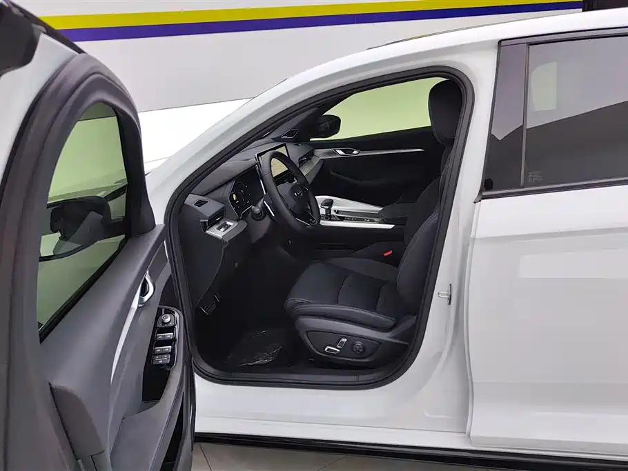 GEELY AUTOMOBILE XINGRUI