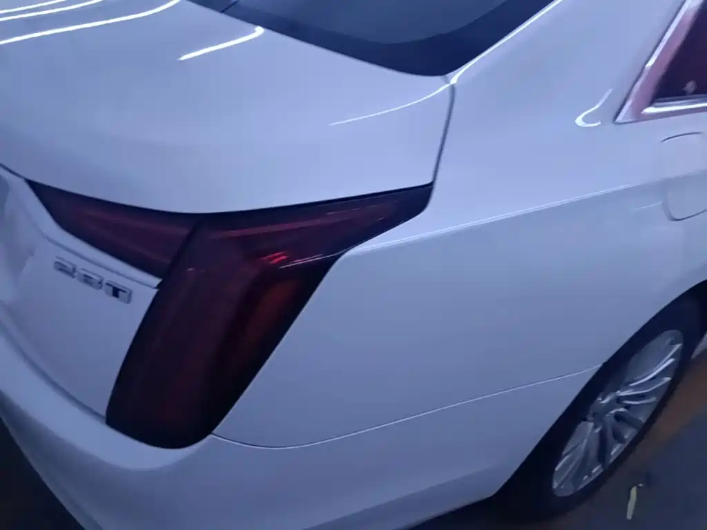 Cadillac CT6 — миниатюра 8