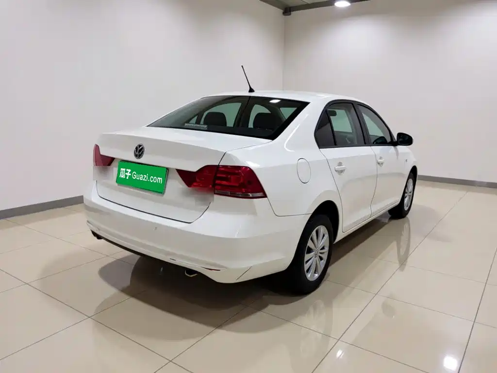 Volkswagen Santana — миниатюра 6