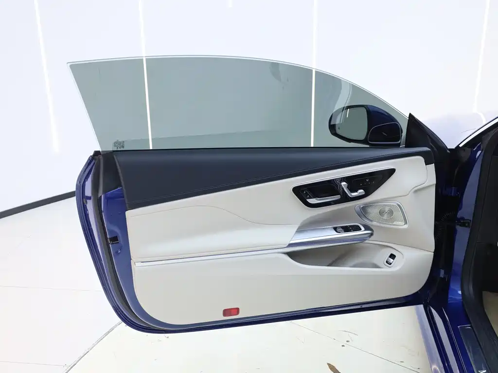 Mercedes-Benz CLE 2025 CLE 300 4MATIC