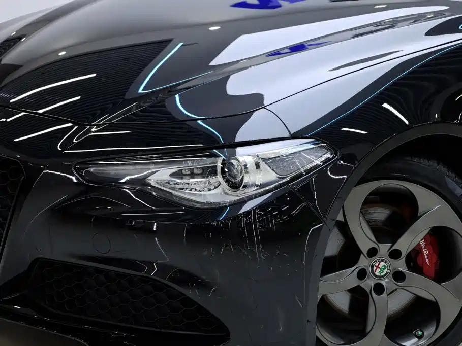 Alfa Romeo Giulia — миниатюра 10