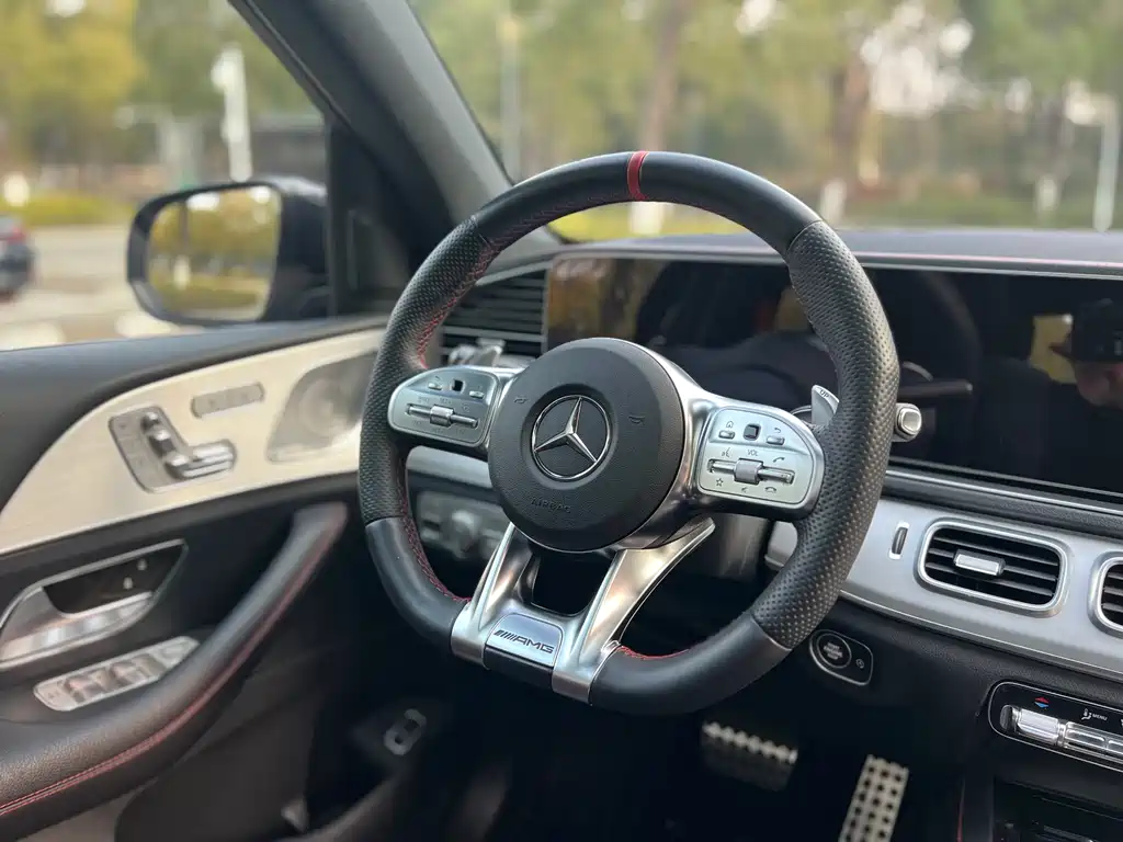 MERCEDES-BENZ GLE AMG