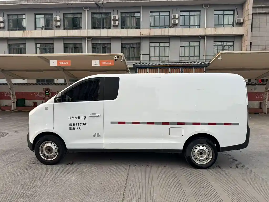 Jinhu New Energy Jinhu EV48 — миниатюра 6