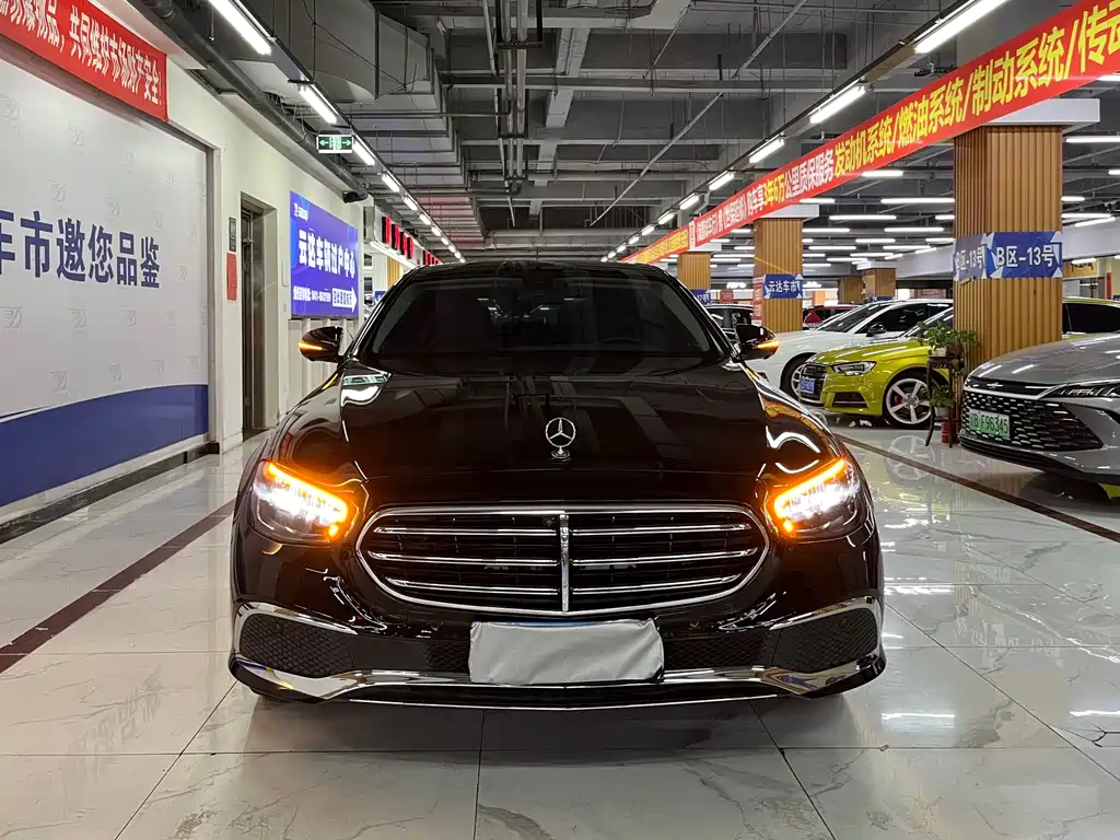 Mercedes-Benz E-Class 2023