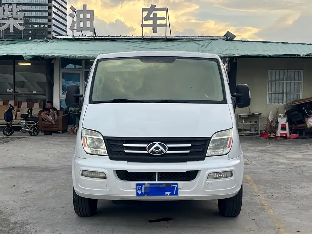 Maxus V80 — миниатюра 2
