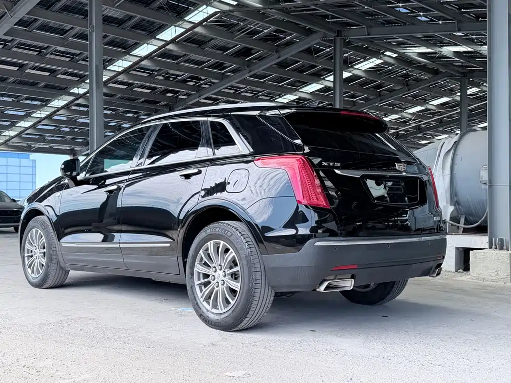 Cadillac XT5 — миниатюра 5