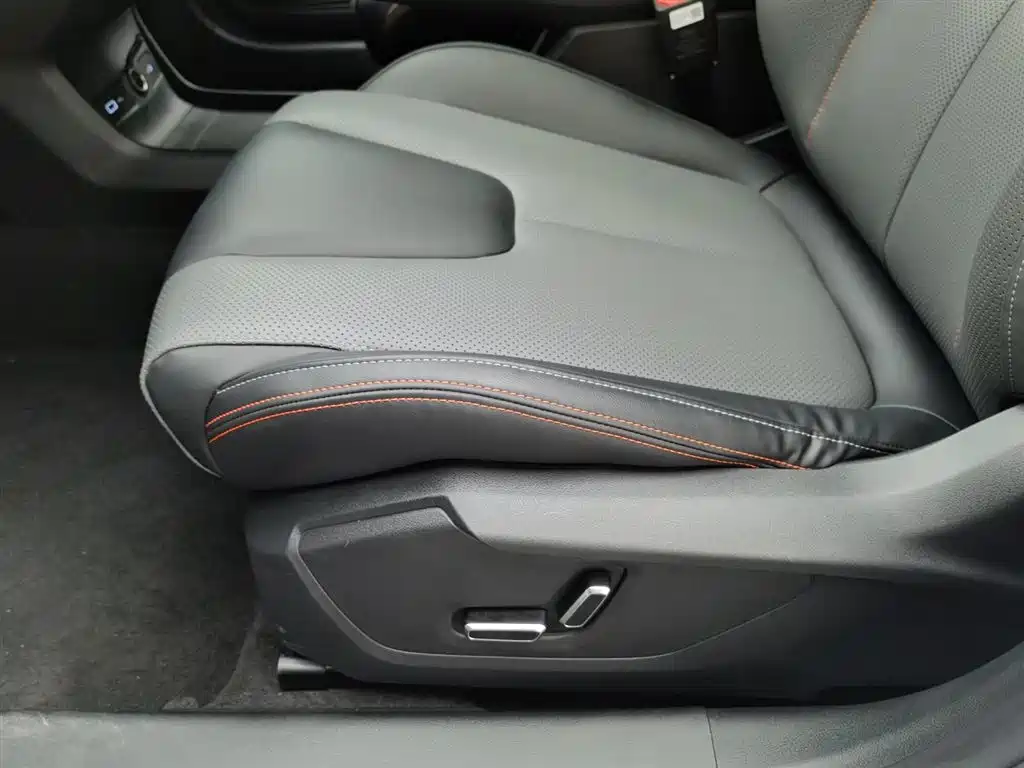 GEELY AUTOMOBILE BOYUE