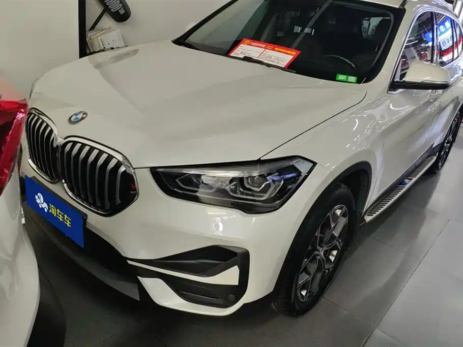 Купить BMW X1