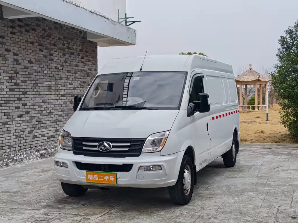 大通 V80 2022