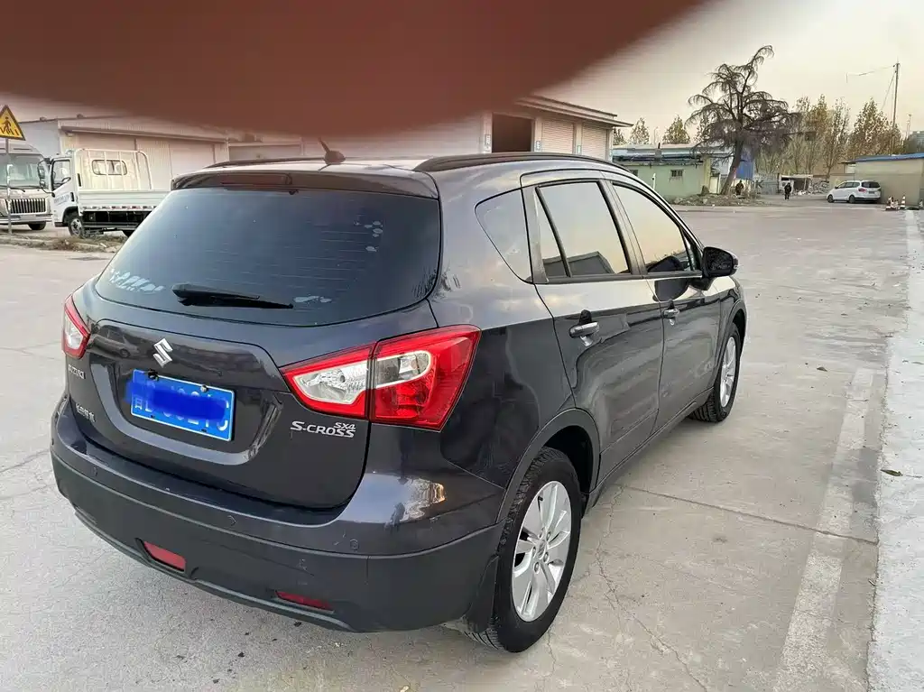 Suzuki S-Cross 2014 1.6L CVT