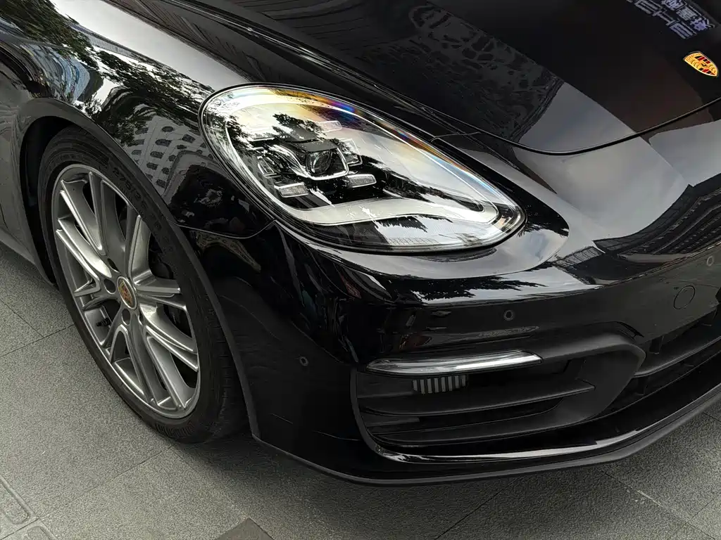 Porsche Panamera — миниатюра 12