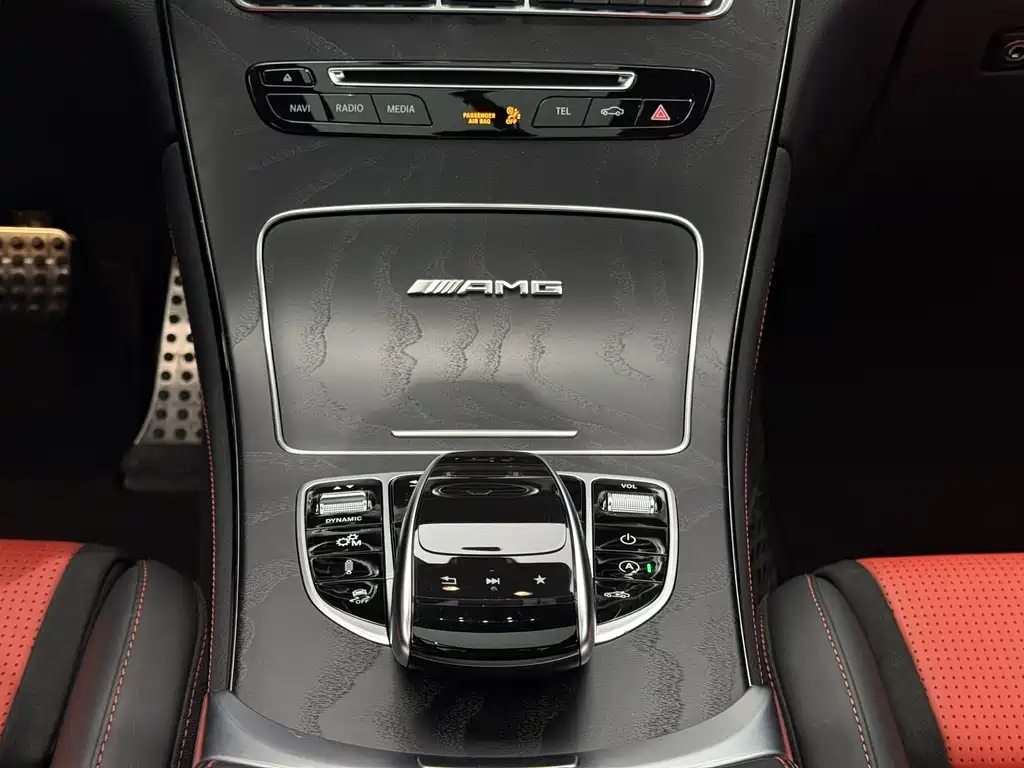 MERCEDES-BENZ GLC AMG