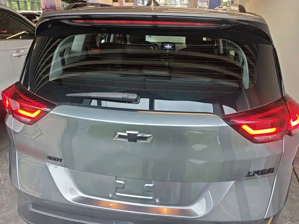 Chevrolet Volando — миниатюра 6