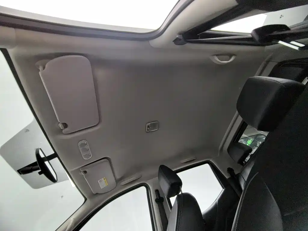 Dongfeng Palasso — миниатюра 14