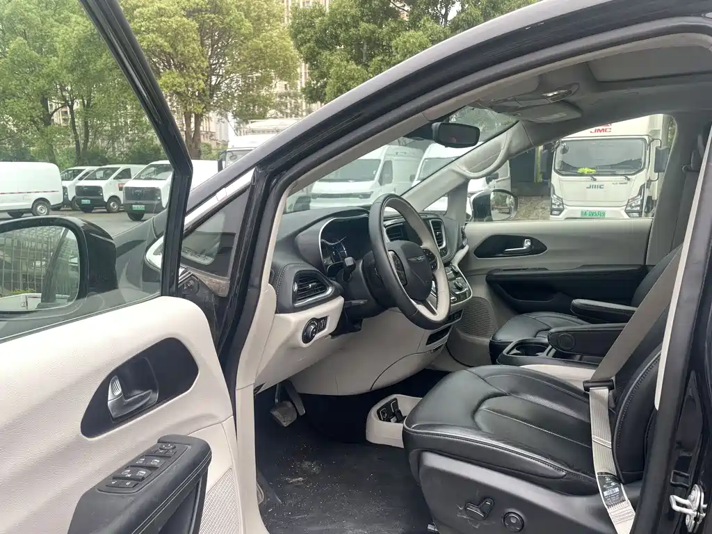 Chrysler Grand VoyagerPHEV PHEV 2019 3.6L