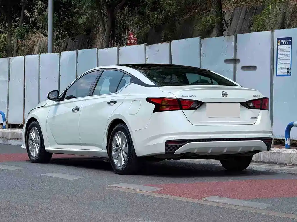 Nissan Teana — миниатюра 8