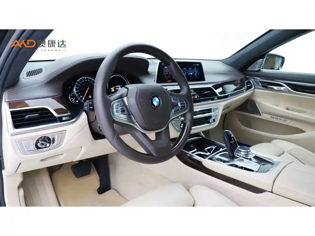 BMW 7 SERIES