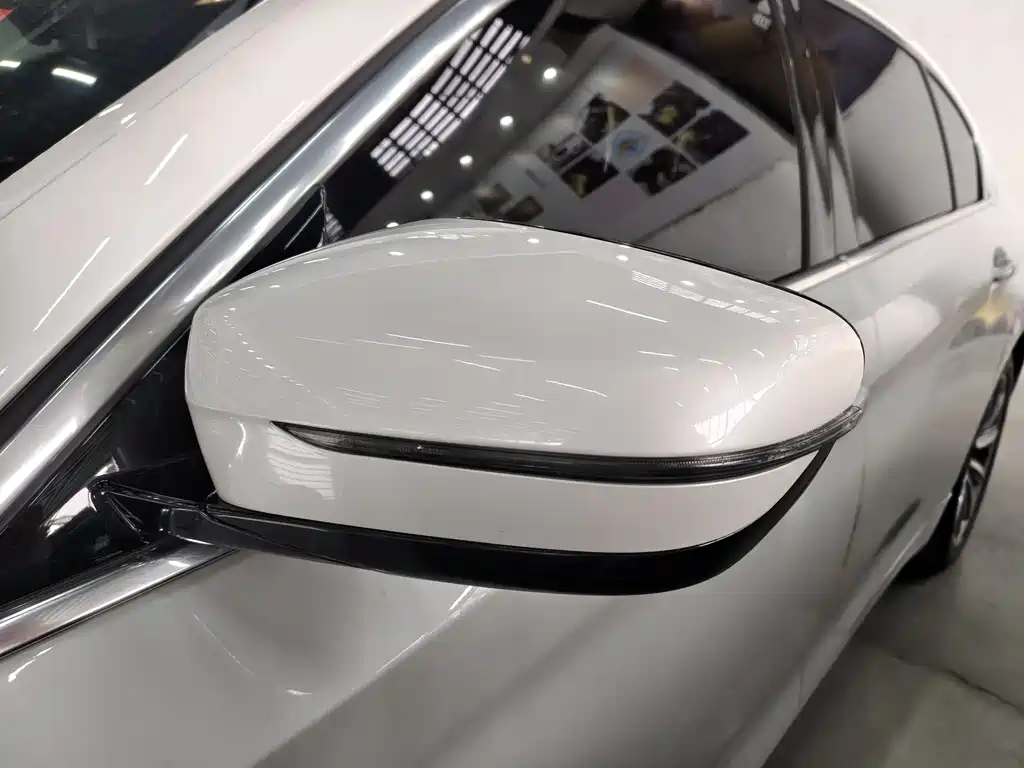 BMW 5 SERIES NEW ENERGY