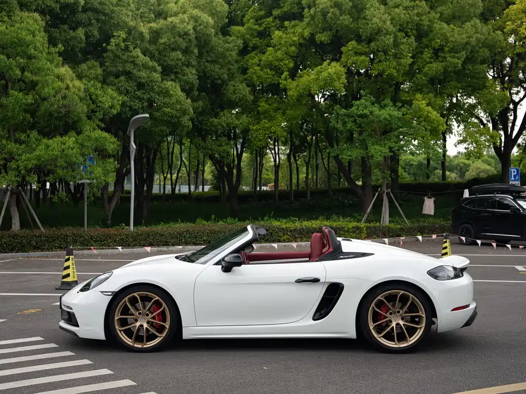 Porsche 718 2022 Spyder 2.0T