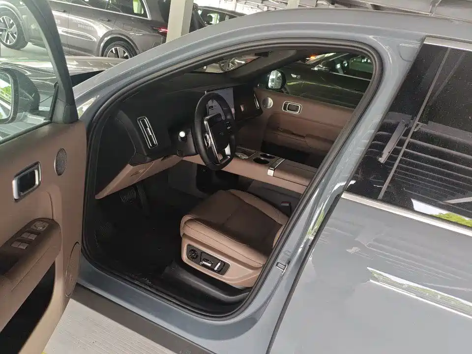 Li Auto Li L8 — миниатюра 9